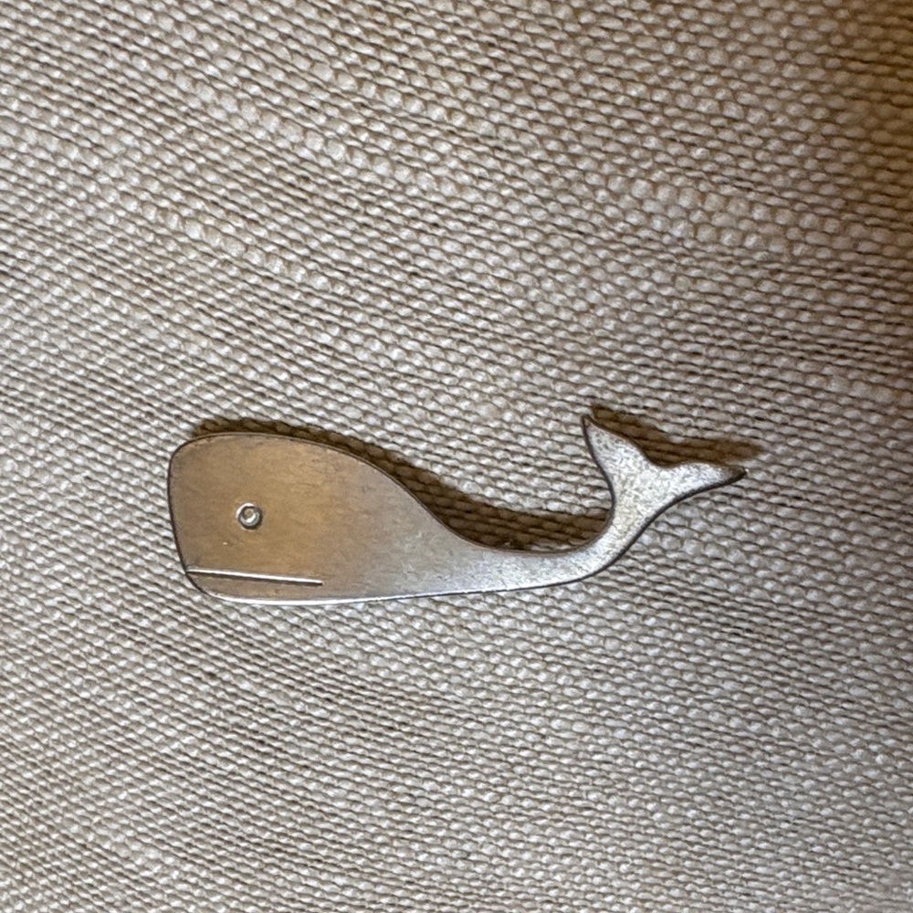 Sterling Silver BEAU Whale Brooch
